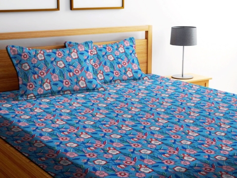 Blue Color Floral Print Double Queen Bed sheet with 2 Pillow Covers